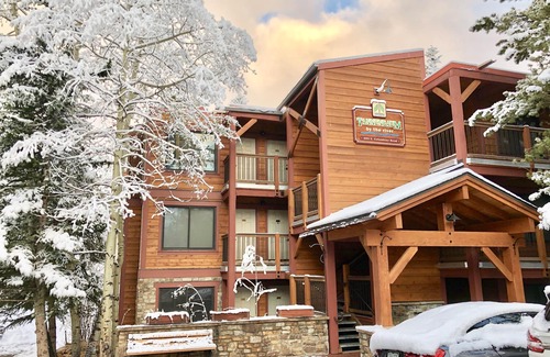 Peak 9 Condo | Ski In Newly Refinished Condo ON THE RIVER. Stunning location near Main Street
