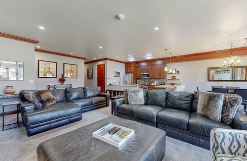 Vail Condo | Ski-in/out, 1st-floor villa w/fireplace, fast WiFi, shared hot tub/pool/laundry