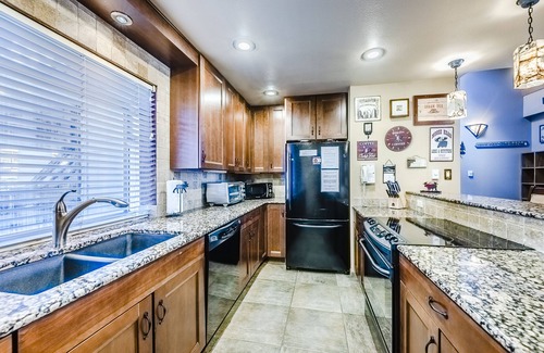 Winter Park Condo | Ski-In/Out/2 King Suites + Sleeping Loft/Pool & Hot Tubs & private garage