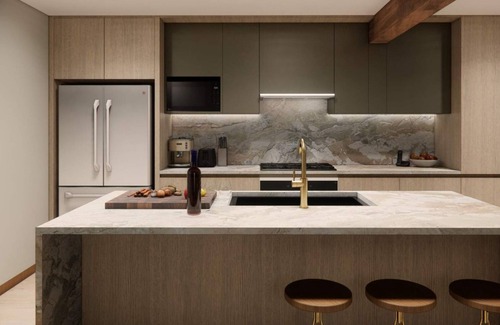 Whistler Village House | SKI IN/OUT access | Luxury 5BR | Renovated 2025 | Hot Tub | Garage | Managed By Aloha Whistler