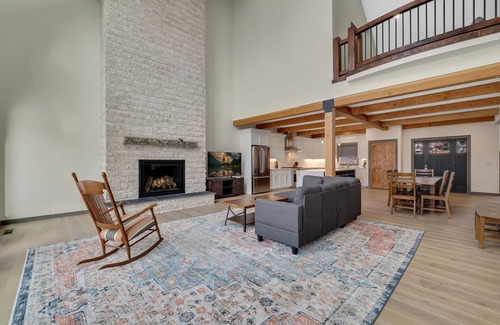 Boyne City House | Ski In/Out Access | Pet Friendly | Sleeps 18 | Hot Tub | Golf Course view