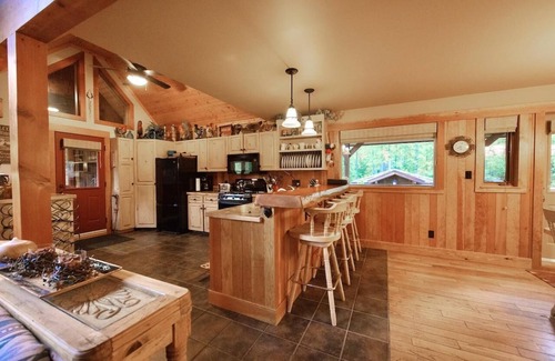 East Kootenay Ski Chalet | Ski In/out Chalet, Comfortably Sleeps 14, Hot Tub/Games room. Pet Friendly