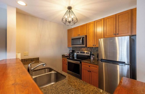East Kootenay Condo | Ski In/Out l Cozy 1 Bedroom