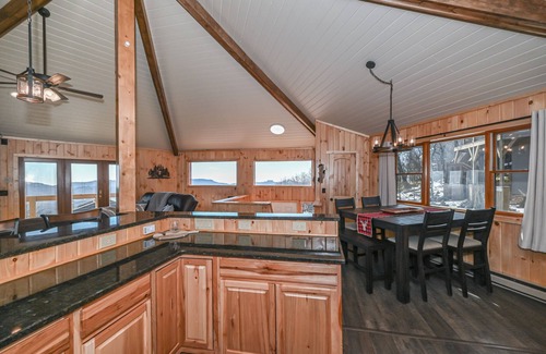 Banner Elk House | Ski-In/Out Luxury Lodge/Panoramic Sky High Views/Beech MTN