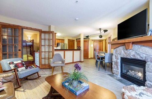 Salt Lake Mountain Resorts Apartment | Ski in/out,Pool,Hot Tub,Pool Table - Resort View!