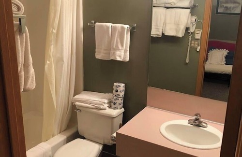 Powder Mountain Cabin | Ski in/out room for 2-4 at Powder Mountain