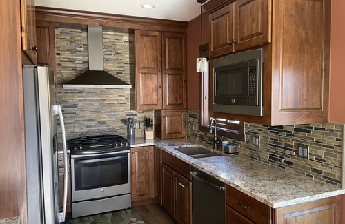 Crested Butte Condo | Ski In & Quick walk to Slope! Great Views of Mt CB