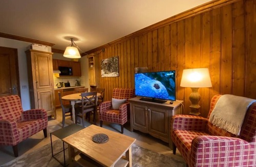Arc-1950 Apartment | Ski-in ski-out spacious studio apartment in Le Refuge du Montagnard, Arc 1950