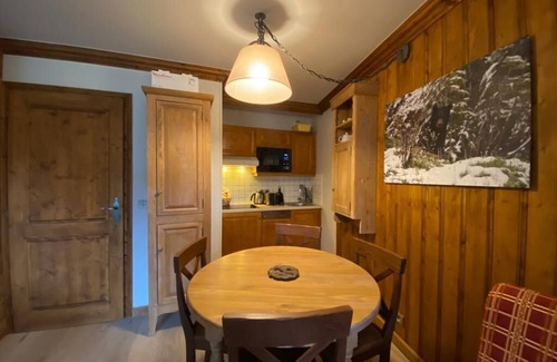Arc-1950 Apartment | Ski-in ski-out spacious studio apartment in Le Refuge du Montagnard, Arc 1950