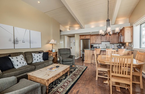 Steamboat Springs Condo | Ski-In/Ski-Out Condo with Sweeping Slopeside Views!