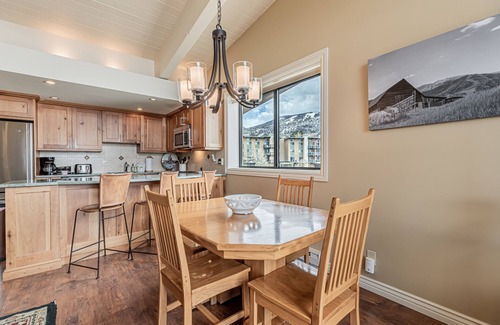 Steamboat Springs Condo | Ski-In/Ski-Out Condo with Sweeping Slopeside Views!