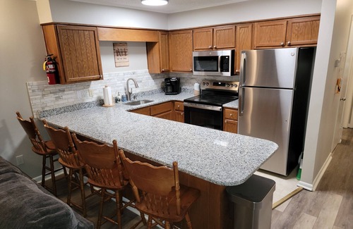 Ghent Condo | Ski-in/Ski-out 1st Floor 3-Bedroom Condo at Winterplace, WV