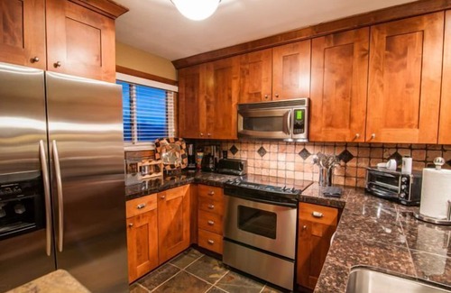 North Park City Condo | Ski-in Ski-Out 2 BDRM + LOFT Slopeside Condo on Park City Mountain Resort