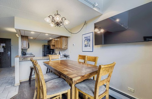Peak 9 Condo | Ski In/Ski Out 2BR Condo, Beaver Run, Dog Friendly