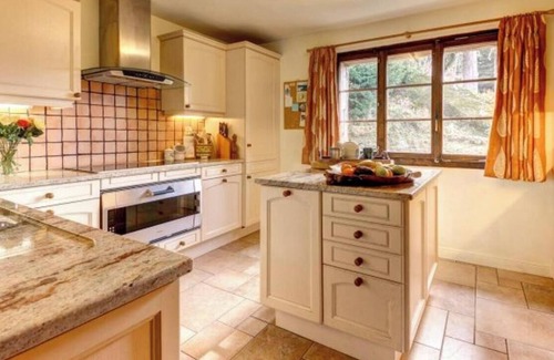 Verbier Ski Chalet | Ski-In/Ski-Out Alpine Retreat with Sauna and Mountain Views