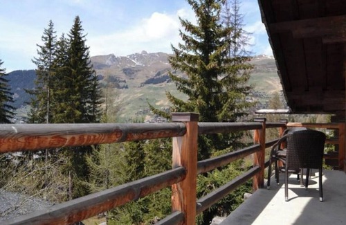 Verbier Ski Chalet | Ski-In/Ski-Out Alpine Retreat with Sauna and Mountain Views