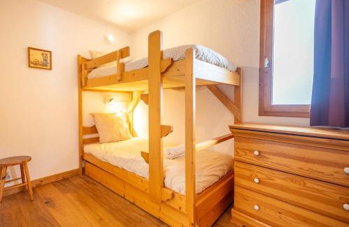 Meribel-Mottaret Apartment | Ski-In Ski-Out Apartment for 6 in Méribel Mottaret