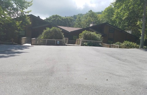 Sugar Mountain Condo | Ski in Ski Out Bee Branch 2 bedroom condo