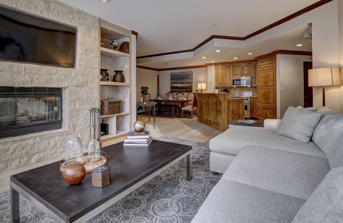 Highlands Townhomes Condo | SKI IN/SKI OUT BEAVER CREEK RESIDENCE