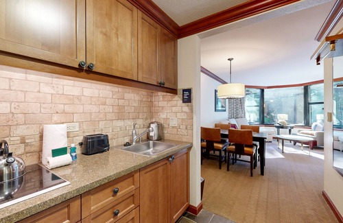 Olympic Valley Condo | Ski-in/ski-out condo in the Everline Resort & Spa - pools, hot tubs, & gym