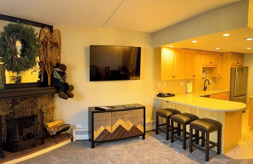 Peak 9 Condo | Ski In/Ski Out Condo on Peak 9! ⛷