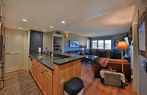Granby Condo | Ski-In/Ski-Out Condo w/Fireplace, Patio, WiFi & Continental Divide/Golf Views