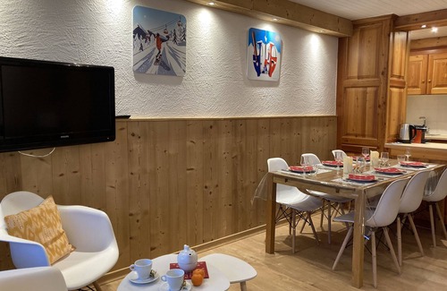 Le Lavachet Apartment | ski in/ski out cosy apartment, nice view, WIFI