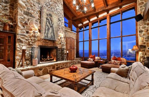 Deer Valley Ski Chalet | Ski in Ski Out Deer Valley with 9 Bedrooms and Hot Tub