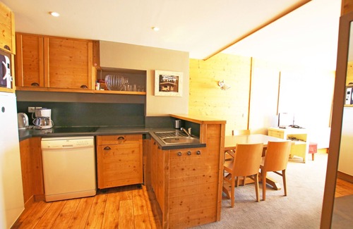 Belle Plagne Apartment | Ski-in ski-out Belle Plagne 2100m 3 rooms all comfort full South residence 4 *