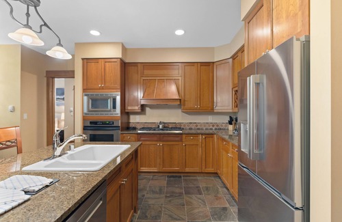 River Run Condo | Ski-In/Ski-Out Gem in River Run Village With Pool & Hot Tub!