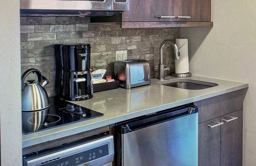 Breckenridge Condo | Ski In/Ski Out - Grand Colorado on Peak 8 - sleeps 4