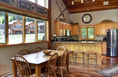 Big Horn Condo | Ski In/Ski out - Great Location in Big Sky Mountain Village