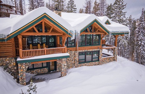 Whitefish House | Ski-In Ski-Out Lodge with a Rustic Montana Vibe at Whitefish Mountain Resort