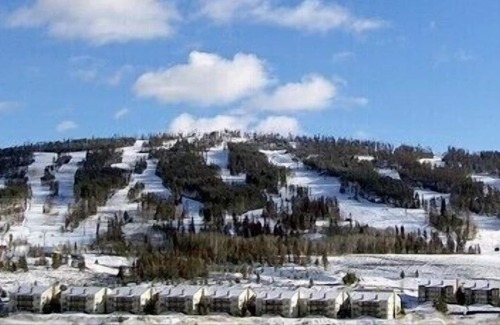 Silvercreek Condo | Ski in/Ski out Luxury in Base Camp One at Granby Ranch Rising