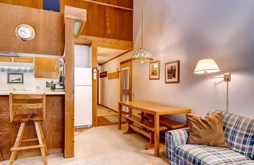 Truckee Condo | Ski-In/Ski-Out Northstar Condo Near Lake Tahoe!