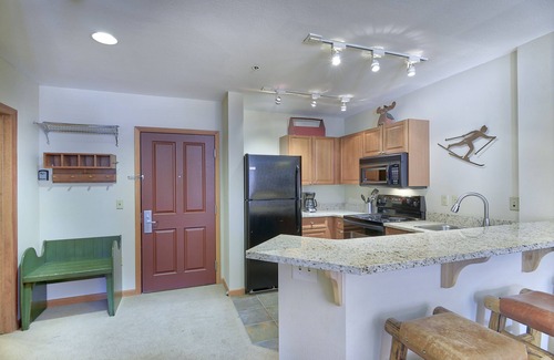 Winter Park Condo | Ski In/Ski Out oversided condo right at the base. Access to shared hot tub