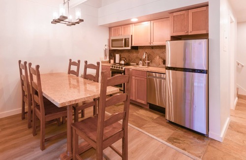 North Park City Condo | Ski-In/Ski-Out PARK CITY VACATION CONDO with MOUNTAIN VIEW!