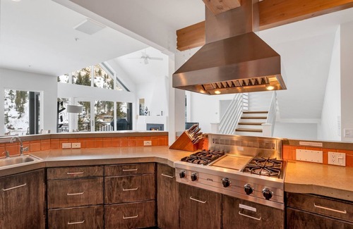 Salt Lake Mountain Resorts House | Ski in/ski out to Alta in this bright, breathtaking new home that sleeps 12 with fireplace!
