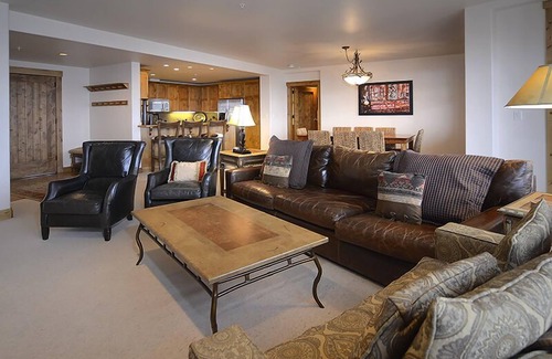 Crested Butte Condo | Ski In/Ski Out "WestWall Lodge" Luxury Mountain Accommodation C104