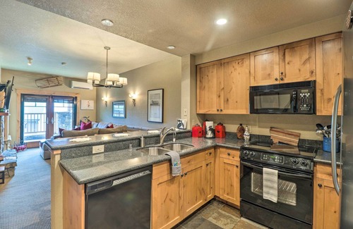 Whitefish Condo | Ski-In/Ski-Out Whitefish Escape w/Balcony!
