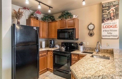 Winter Park Condo | ✲ Ski In/Ski Out | Zephyr Mountain Lodge 2413 | Updated Condo | Views of Divide