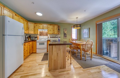 East Kootenay House | Ski-in Townhome - Private Hot Tub - Fernie Resort