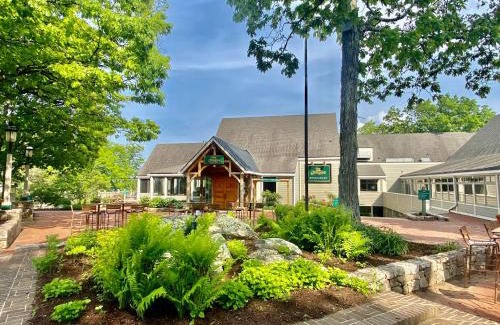 Wintergreen House | Ski-inski-out, Pet-ok Condo, Walk To Wintergreen