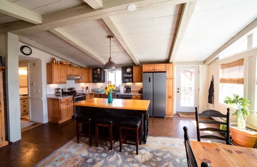 Wilmington Ski Chalet | Ski/Lake house for all seasons- Minutes to all