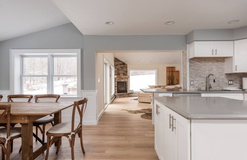 Windham House | Ski Mountain Chalet w/Hot tub, Fireplace, Game Room -Windham Mountain