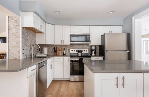 Windham House | Ski Mountain Chalet w/Hot tub, Fireplace, Game Room -Windham Mountain