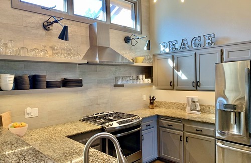 Deer Valley House | Ski out to Snow Park Deer Valley, enjoy private hot tub in Mid-Mountain location
