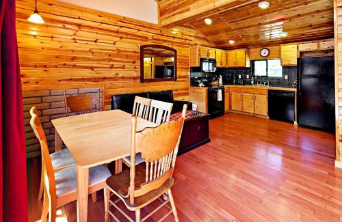 South Lake Tahoe Apartment | Ski Run Village 11