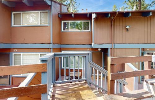 South Lake Tahoe Apartment | Ski Run Village