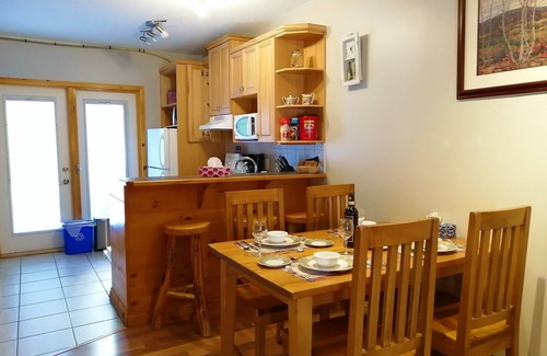 Harvie Heights House | 🇨🇦Ski Season! Mountain View 2-Storey Townhouse🇨🇦